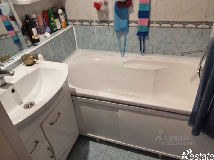 3-комн квартира Уинская улица, 7,  д. 7