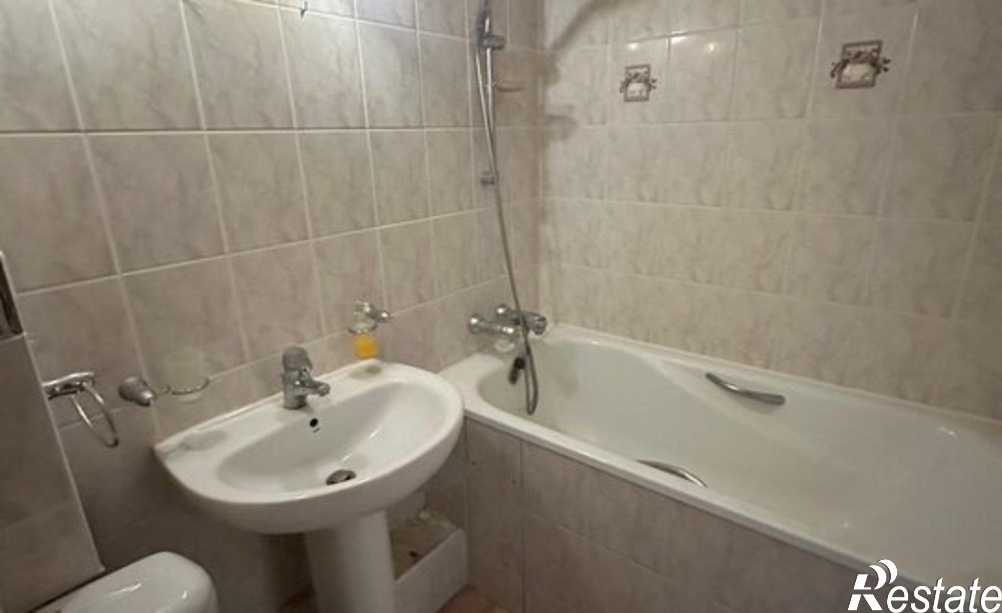 Купить квартиру за 4 350 000 рублей на улица Льва Лаврова, 18/4