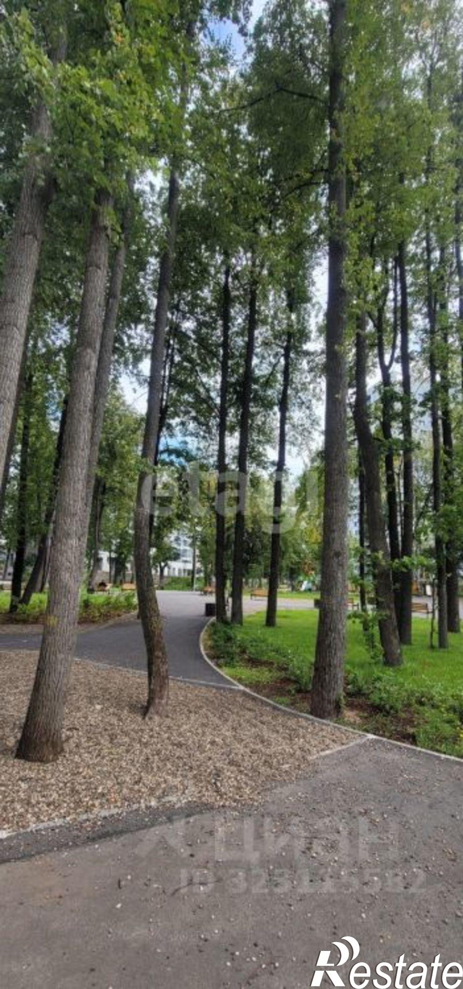 Купить гараж, место в паркинге за 3 100 010 рублей на ул Революции, 52б