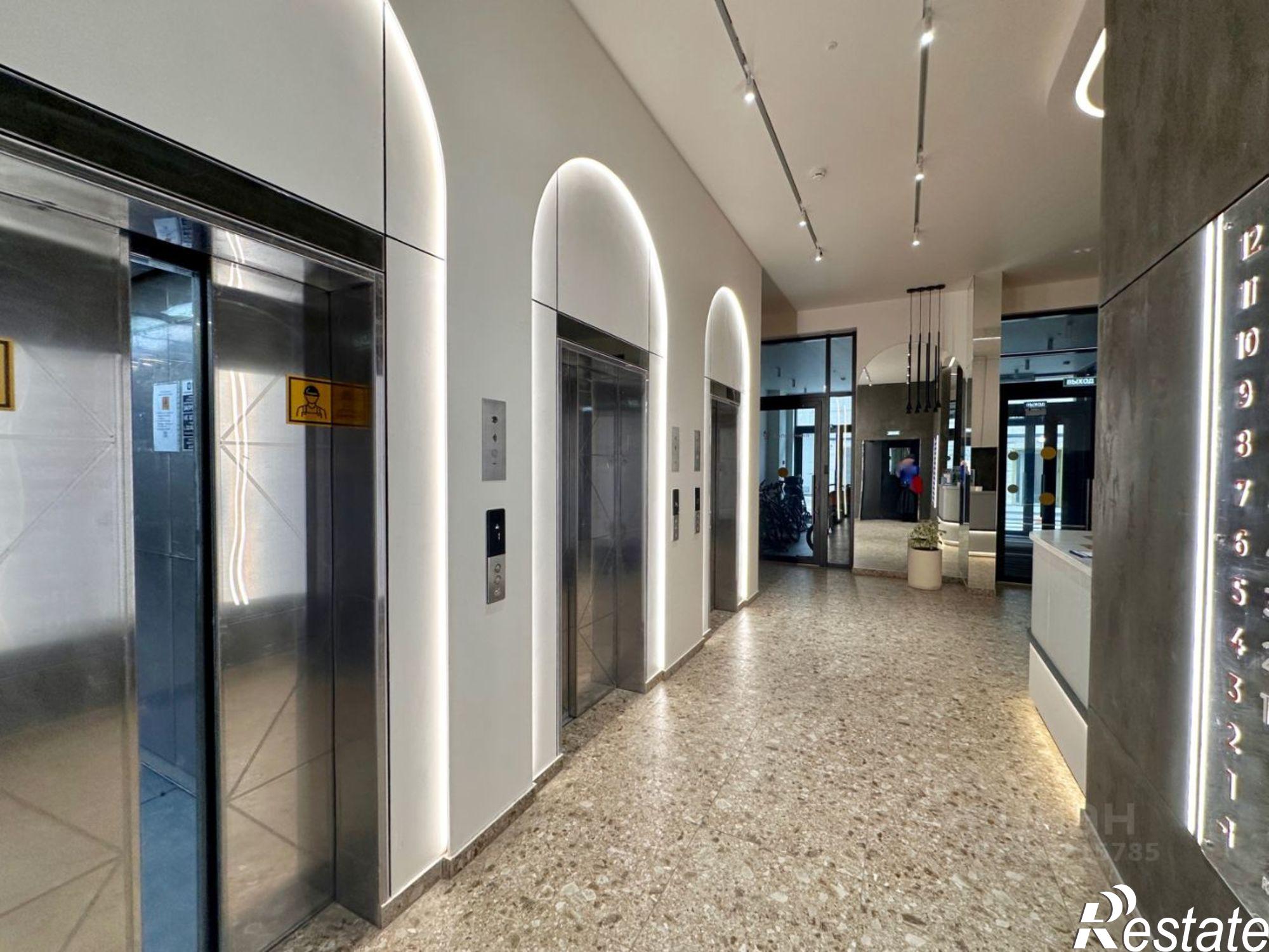 Сдать квартиру за 50 000 рублей на улица Луначарского, 97