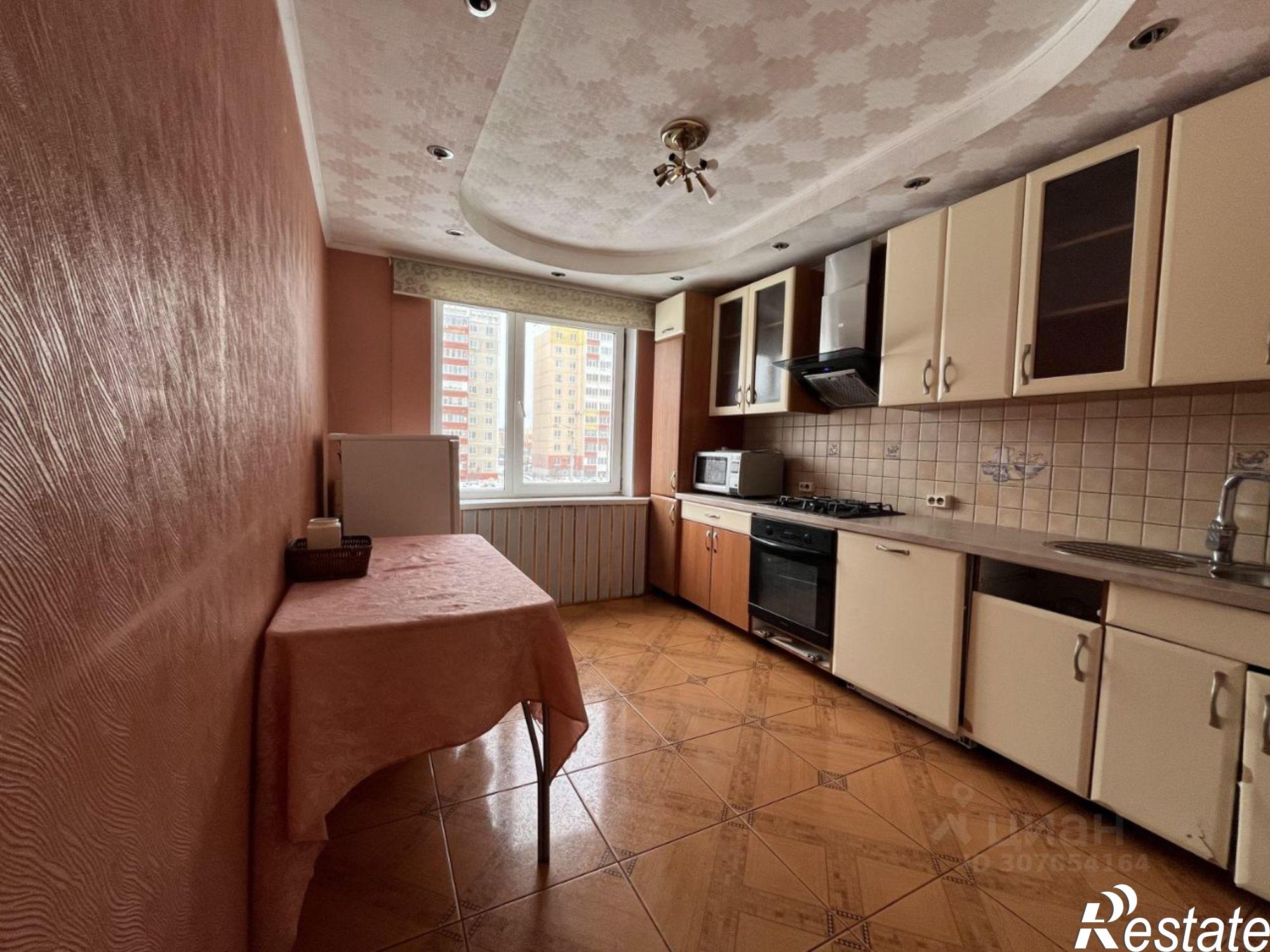 Сдать квартиру за 40 000 рублей на ул Докучаева, 38