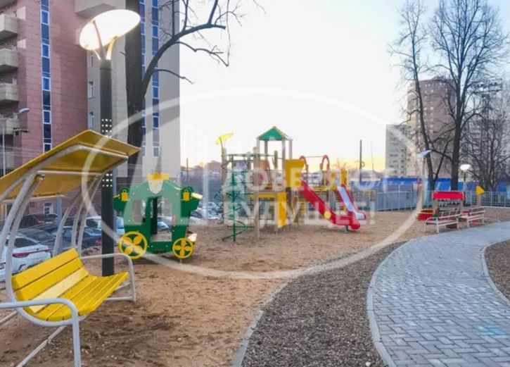 1-комн квартира улица Революции, 52Б