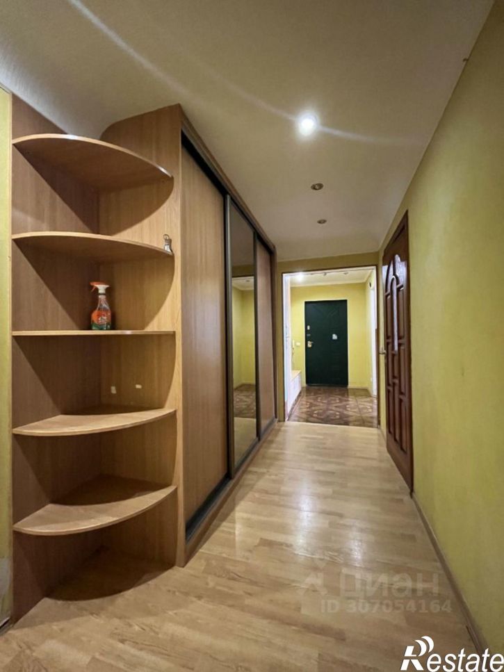 3-комн квартира ул Докучаева, 38,  д. 38