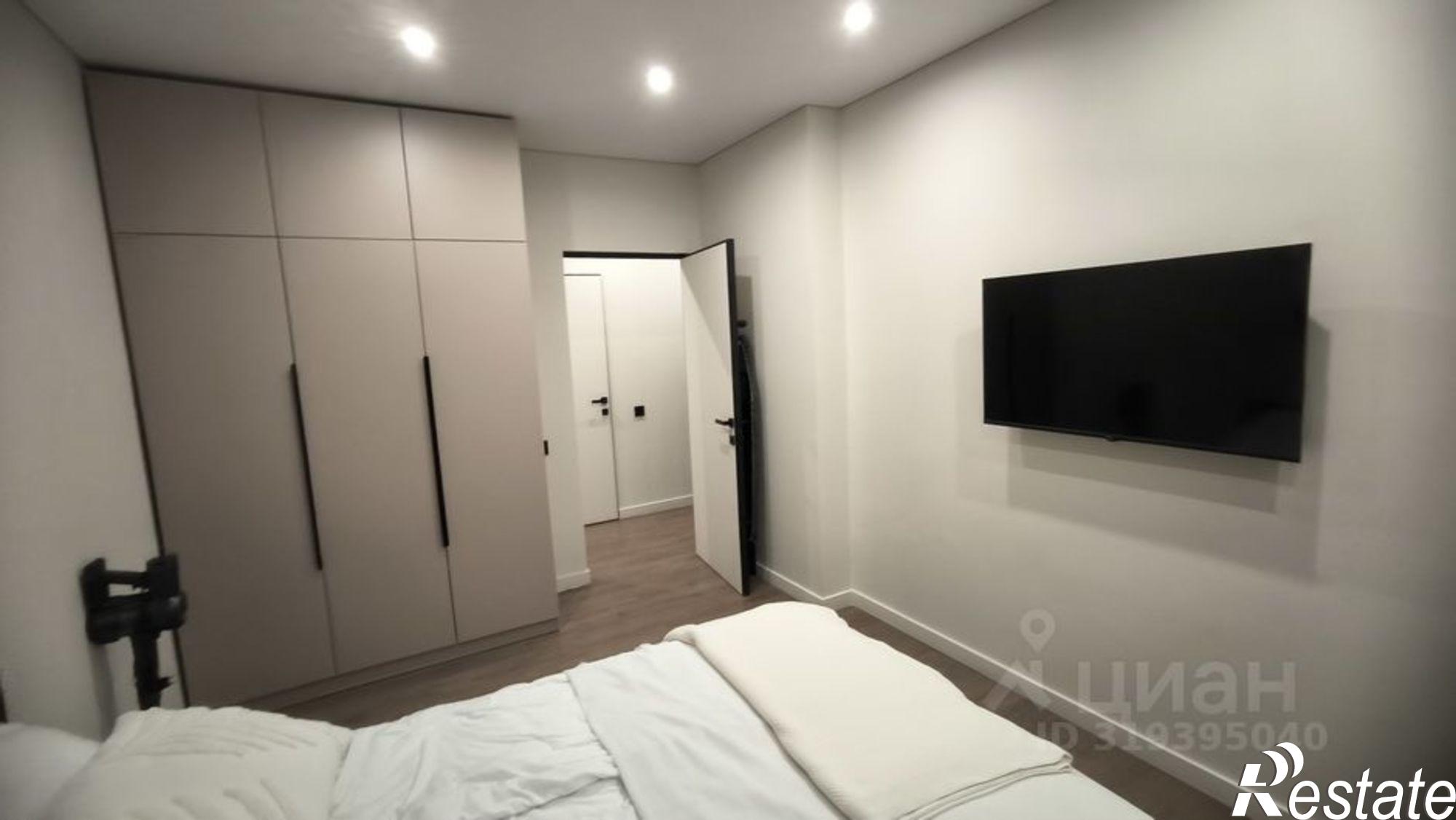 Сдать квартиру за 70 000 рублей на ул Клары Цеткин, 35