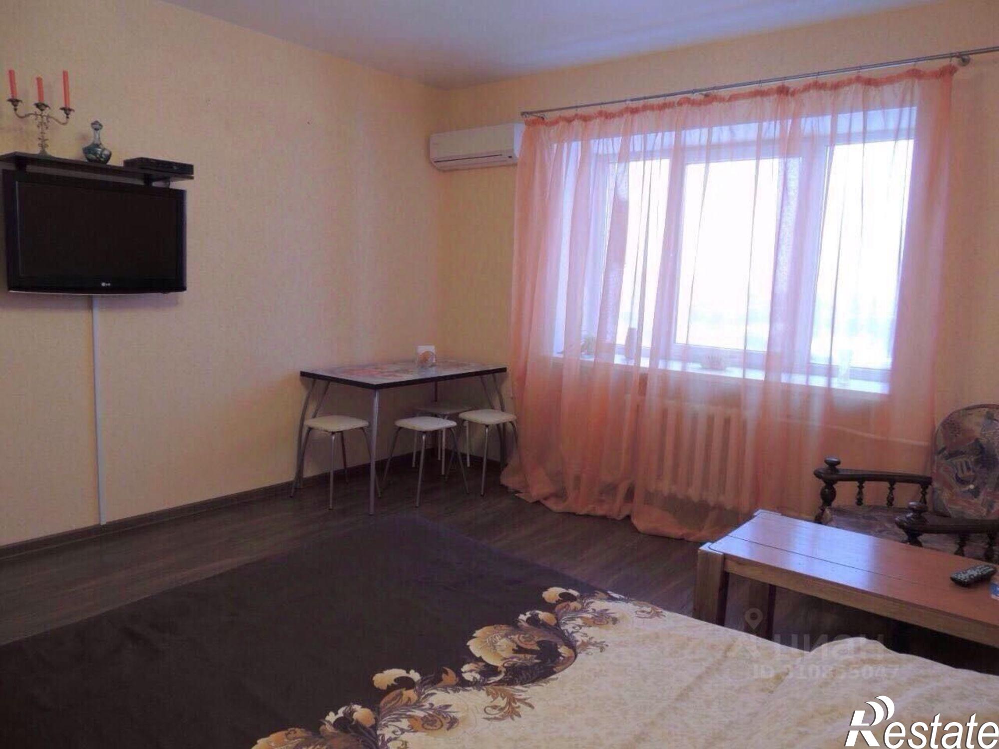 Сдать квартиру за 40 000 рублей на ул Карпинского, 109А