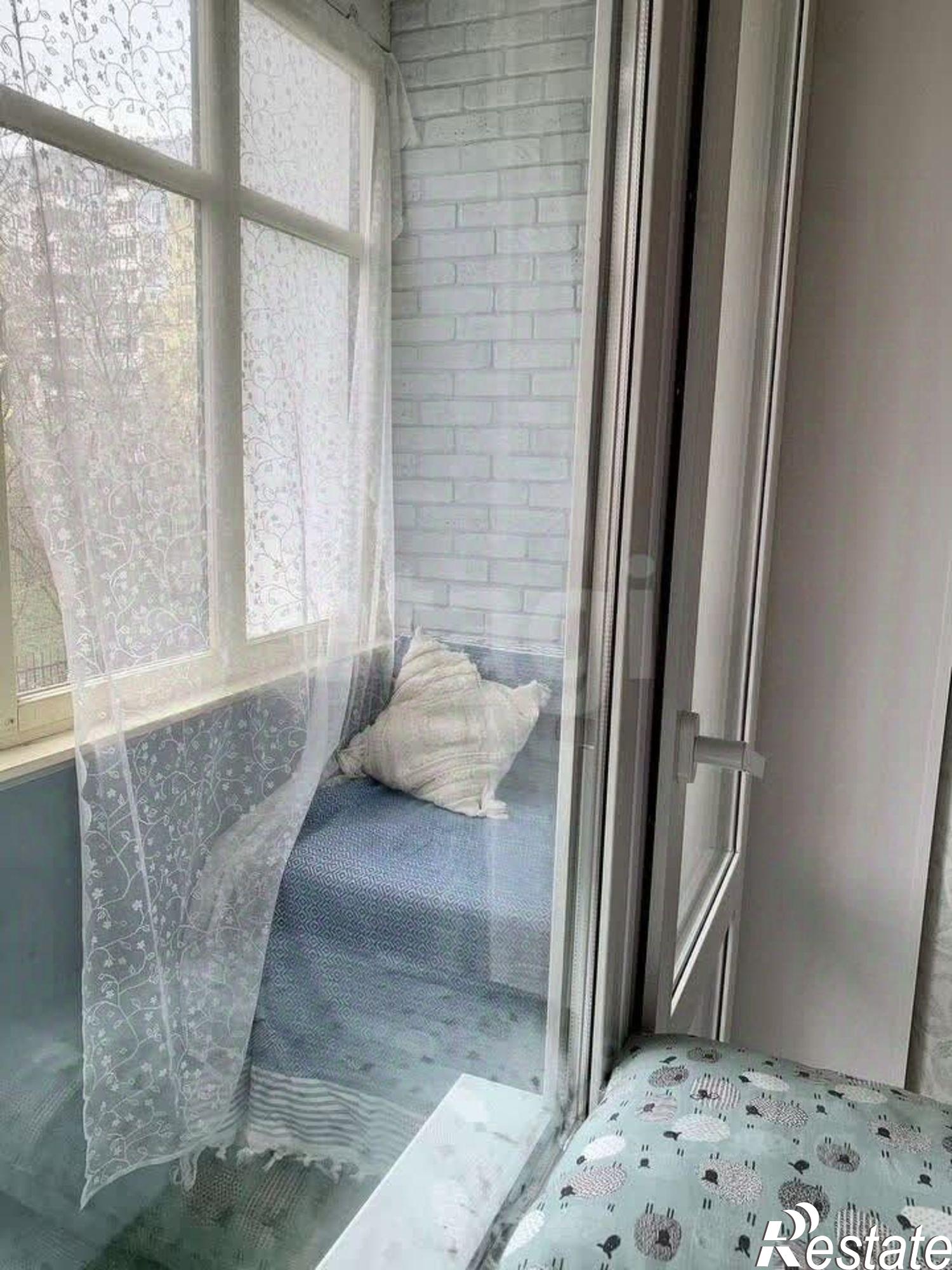 Купить квартиру за 6 170 000 рублей на ул Строителей, 8