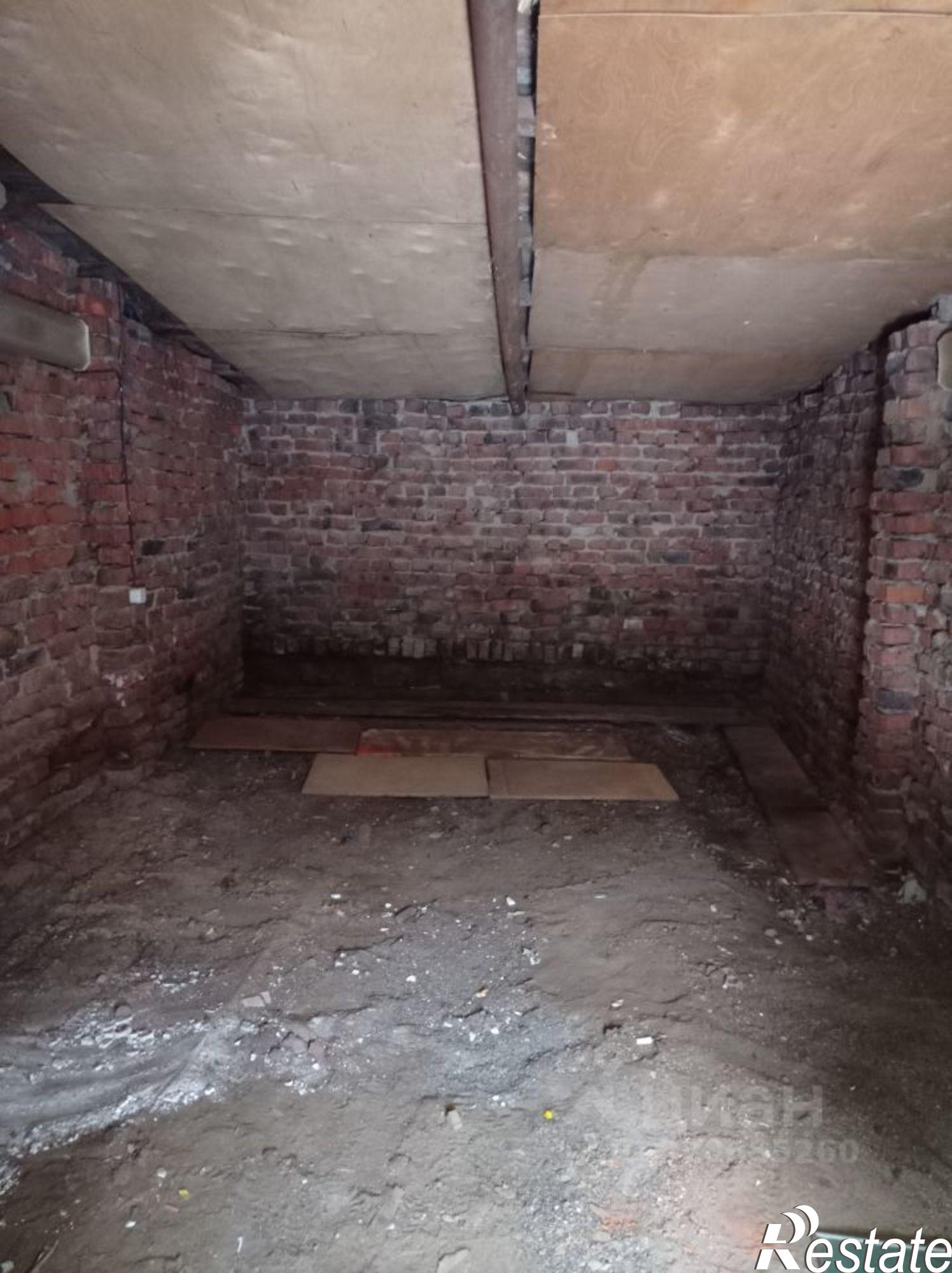 Купить гараж, место в паркинге за 1 400 000 рублей на ул Попова, 16А