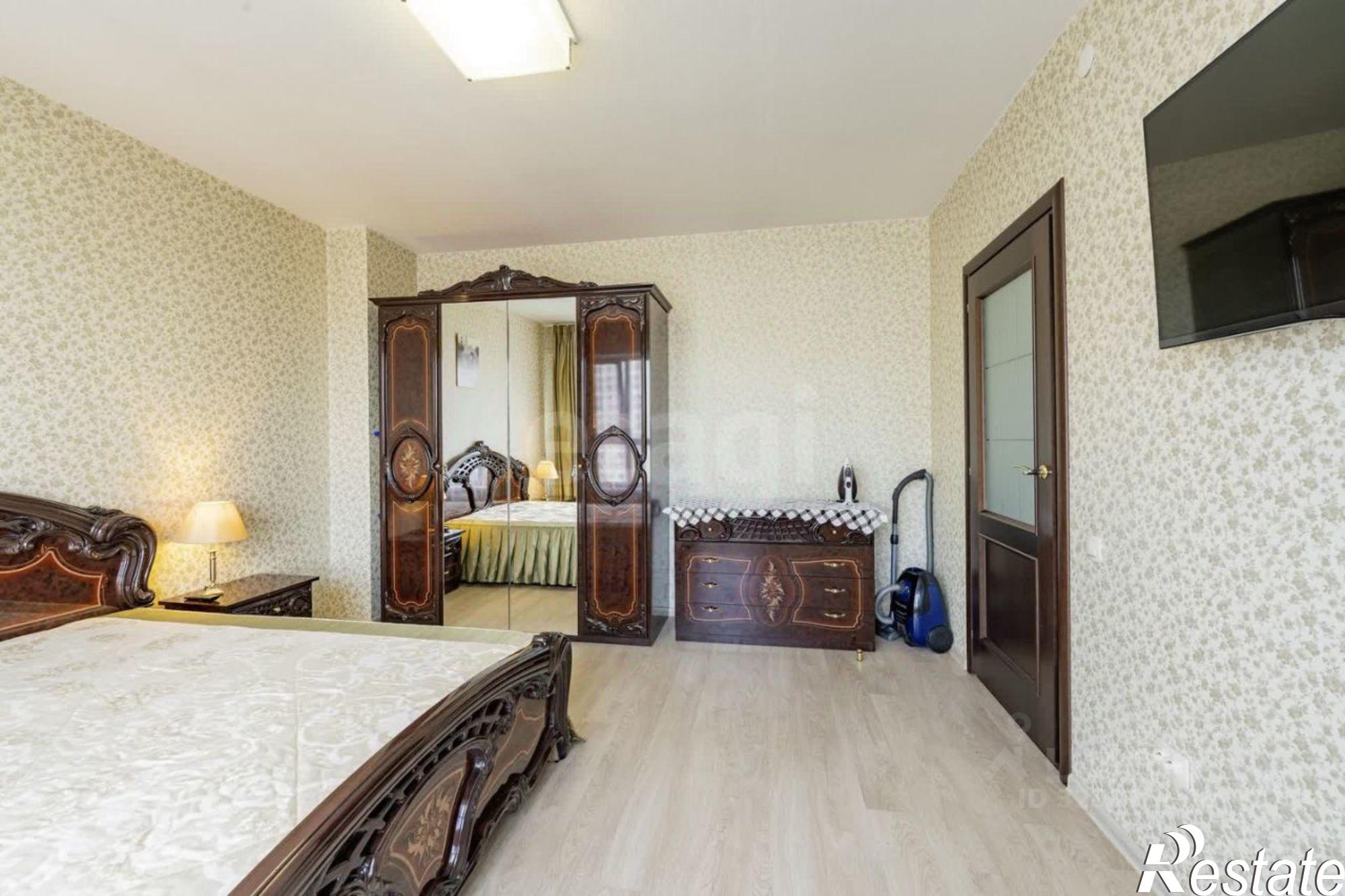 Сдать квартиру за 57 000 рублей на улица Чернышевского, 15А