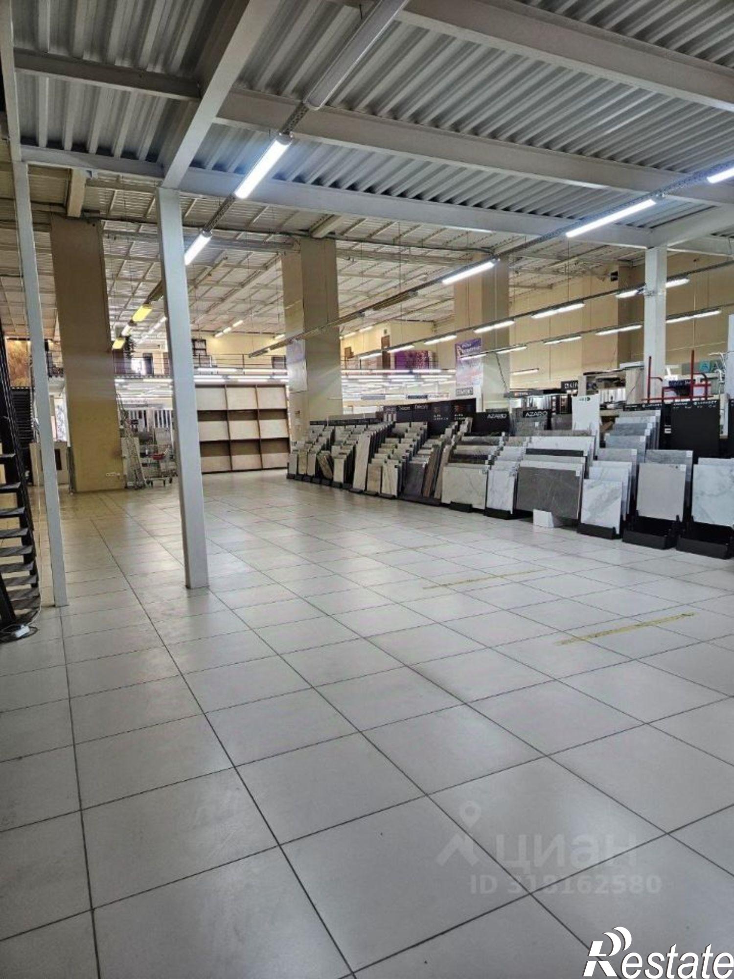 Купить помещение свободного назначения за 46 075 000 рублей на улица Героев Хасана, 105 к71