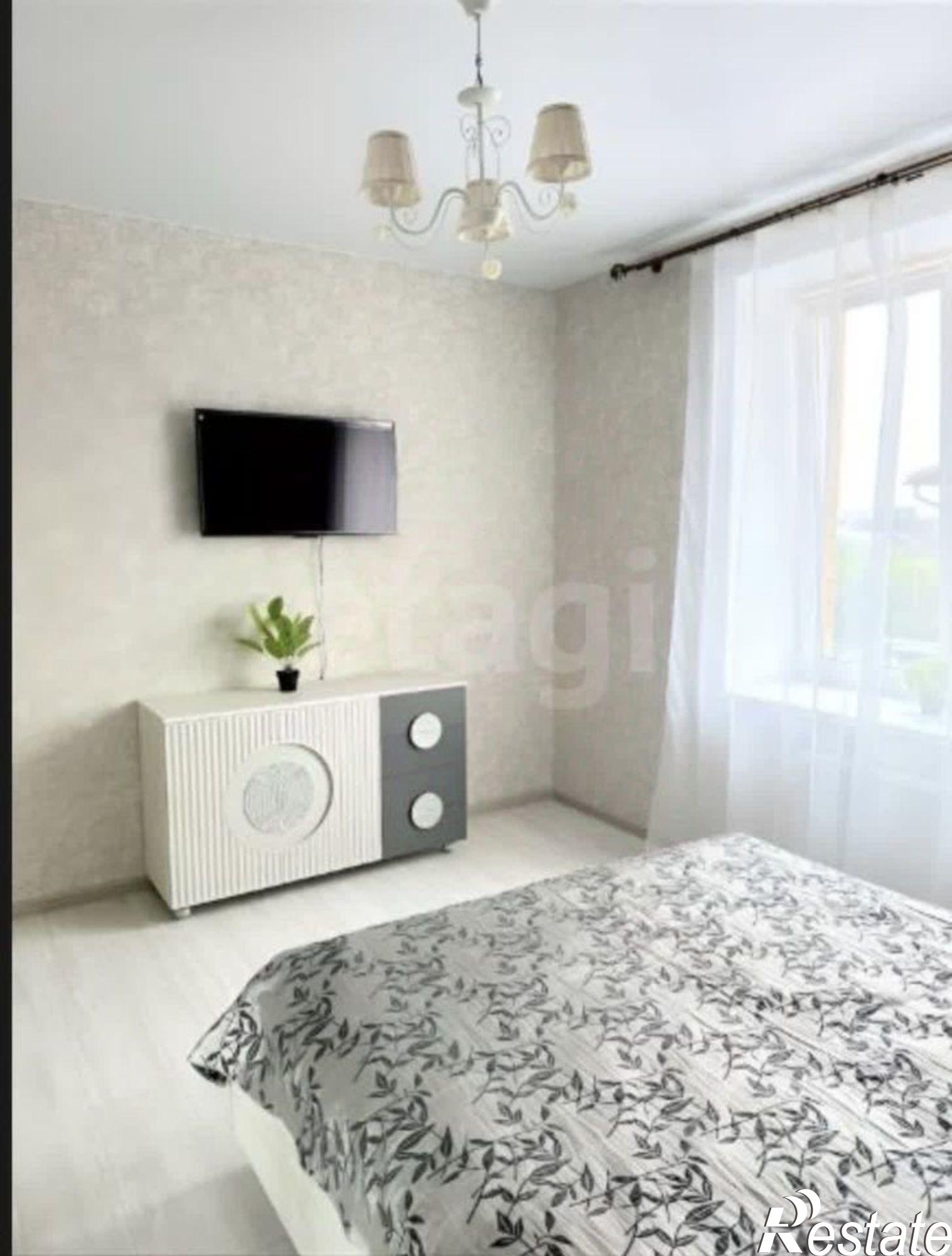 Сдать квартиру за 60 000 рублей на улица Лизы Чайкиной, 33