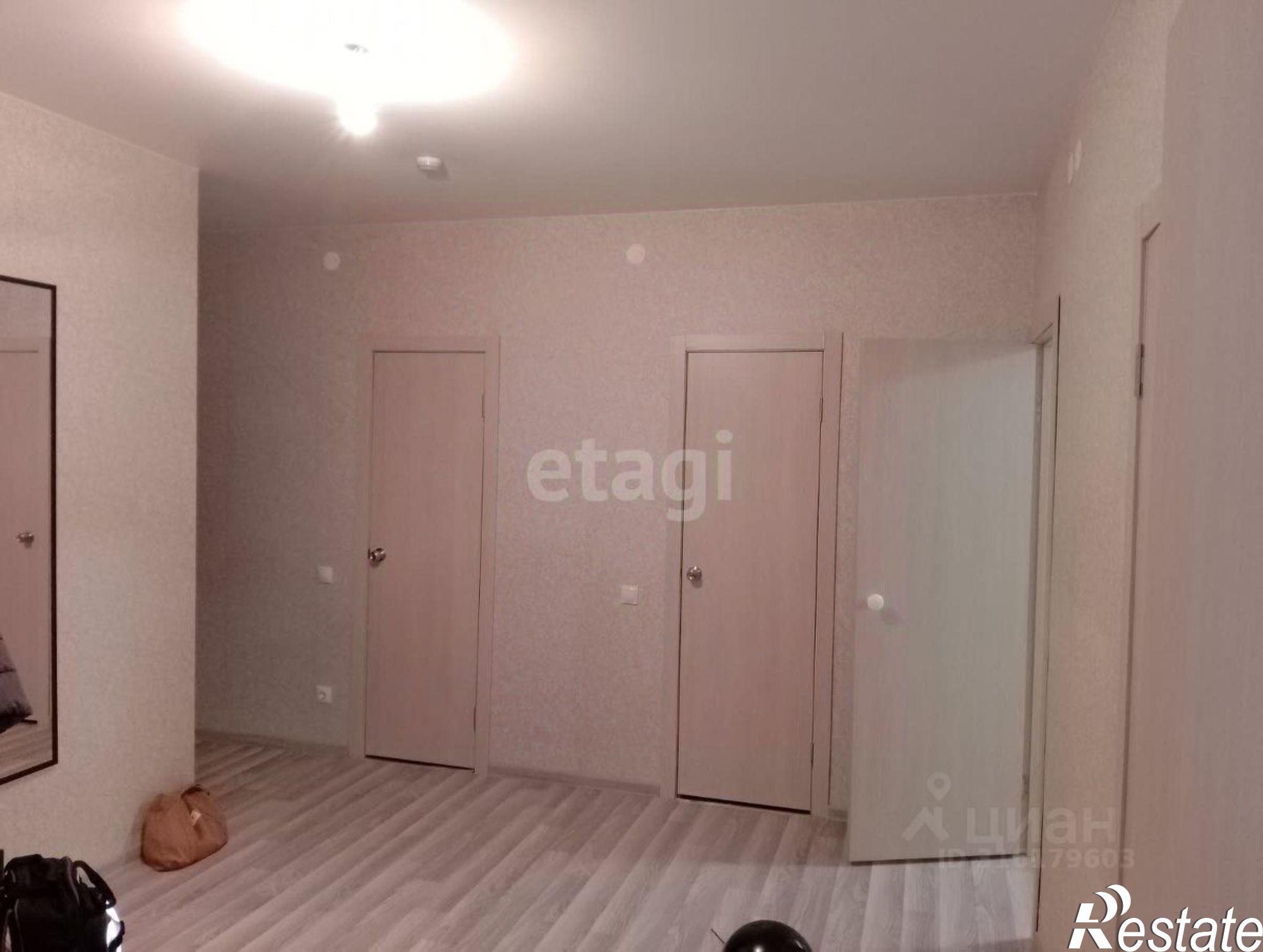 Купить квартиру за 8 673 000 рублей на Углеуральская улица, 25