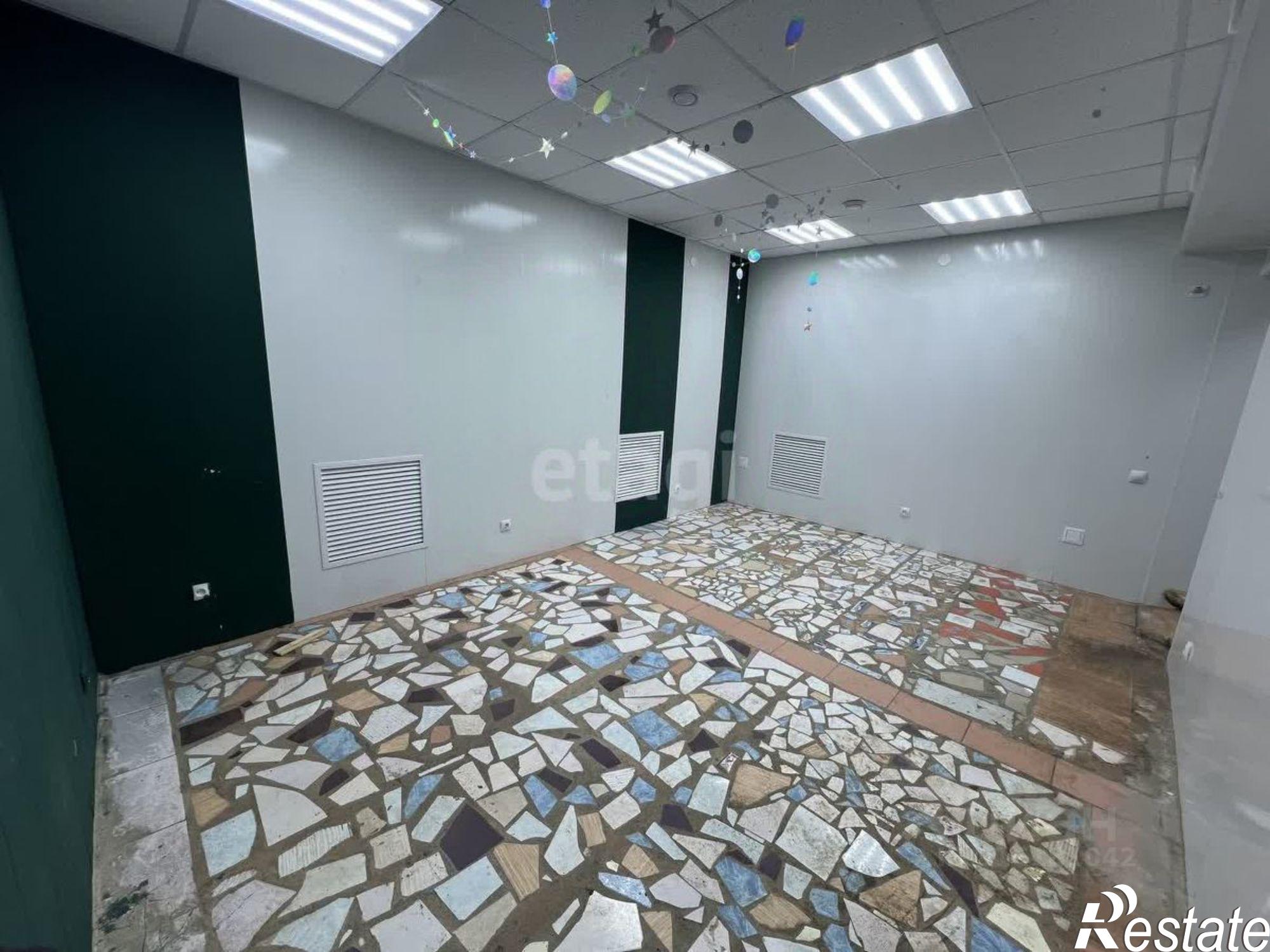 Купить помещение свободного назначения за 6 331 590 рублей на Можайская улица, 11