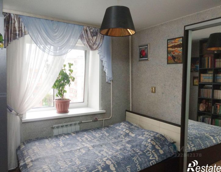 4-комн квартира улица Желябова, 10,  д. 10