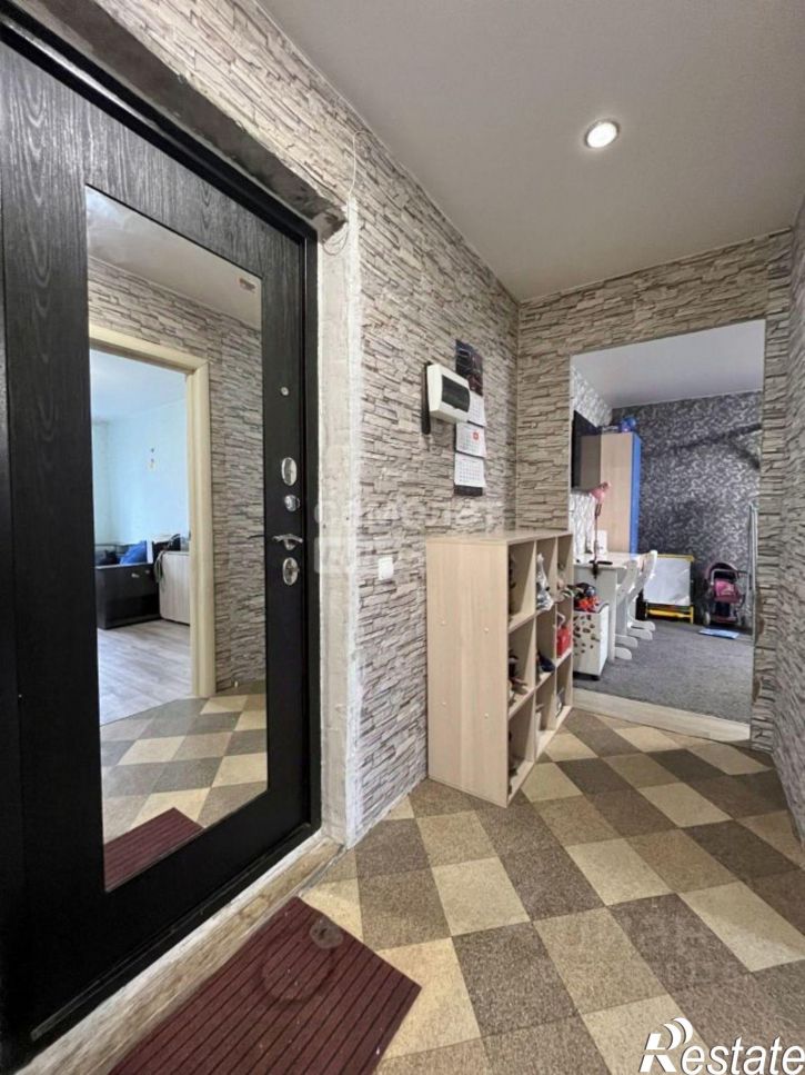 2-комн квартира улица Космонавта Леонова, 60,  д. 60