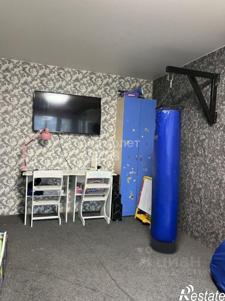 2-комн квартира улица Космонавта Леонова, 60,  д. 60