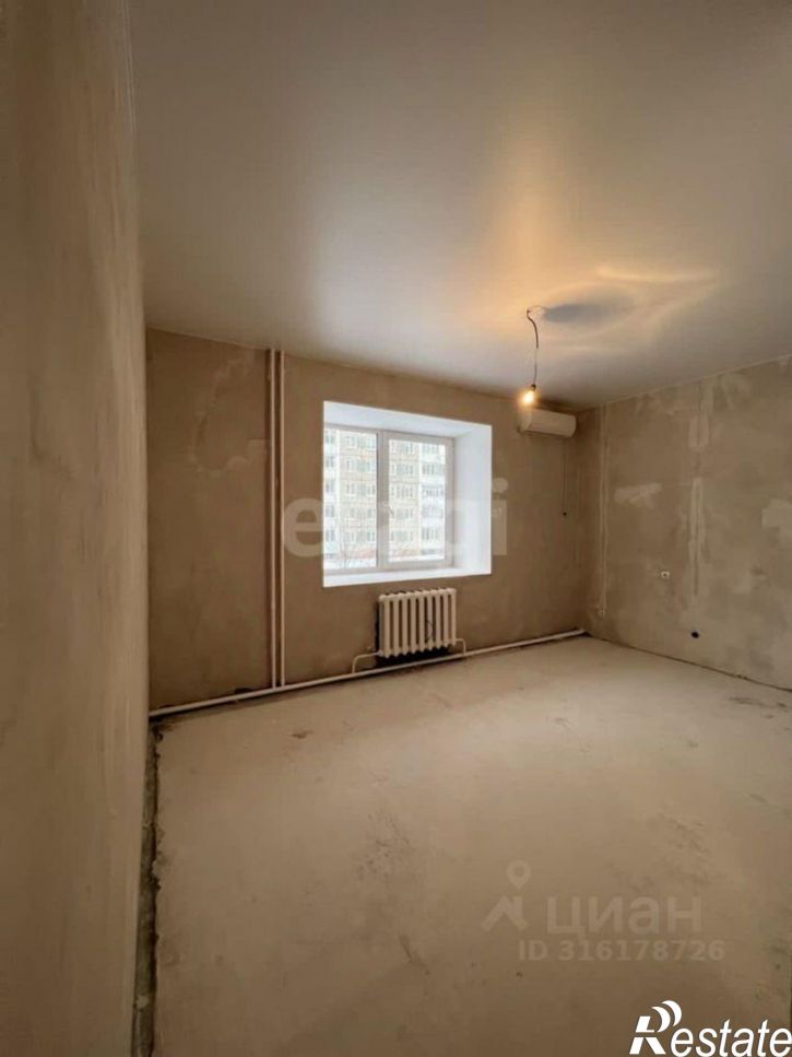 2-комн квартира Хрустальная улица, 8,  д. 8