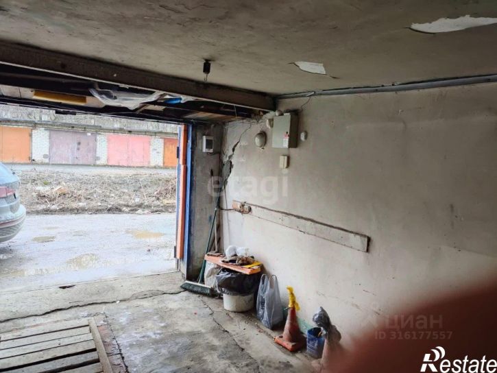 Гараж/парковка Стахановская улица, 42А,  д. 42А