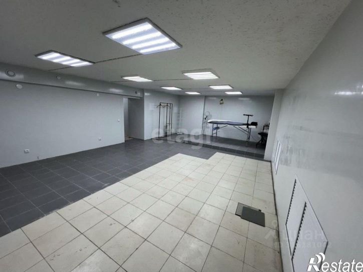 Помещение свободного назначения Можайская улица, 11,  д. 11