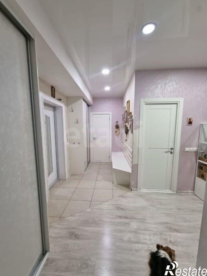 4-комн квартира улица КИМ, 63,  д. 63