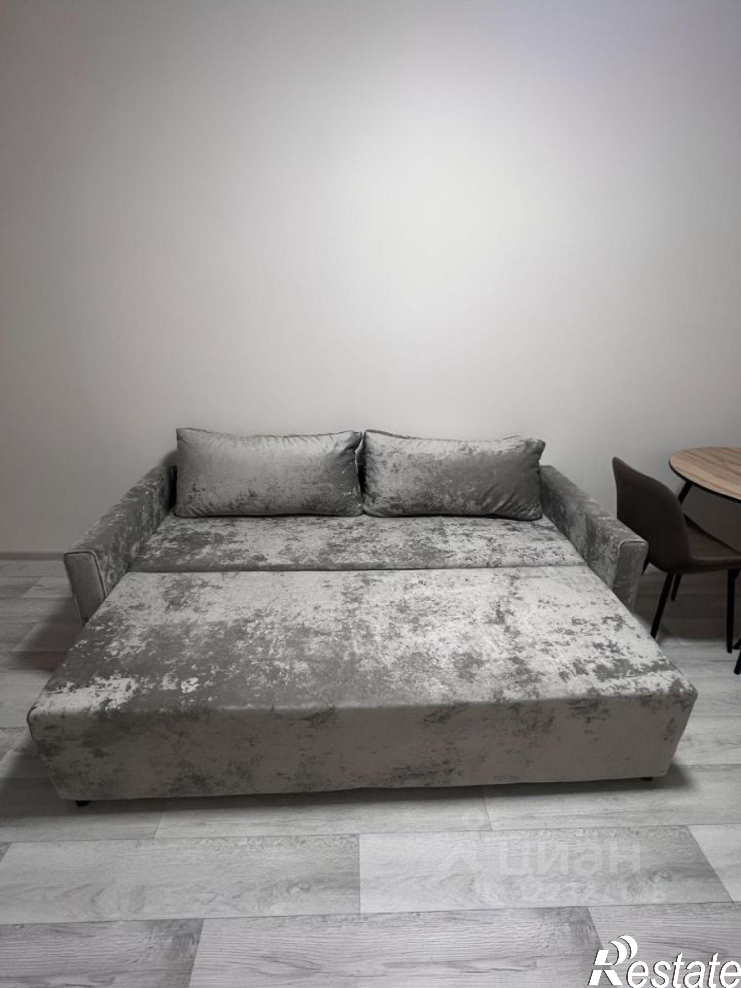 Сдать квартиру за 35 000 рублей на улица Героев Хасана, 93Б