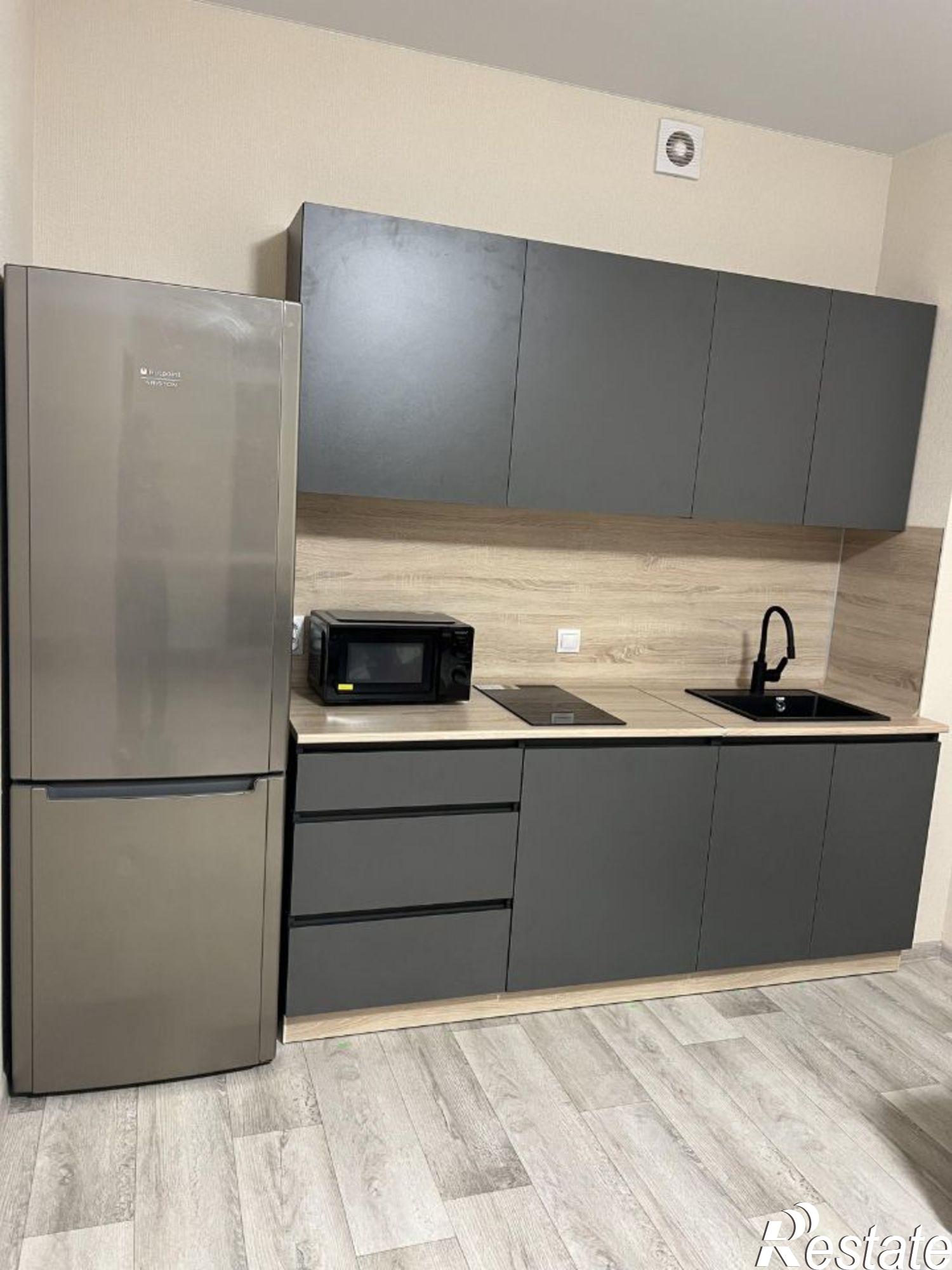 Сдать квартиру за 35 000 рублей на улица Героев Хасана, 93Б