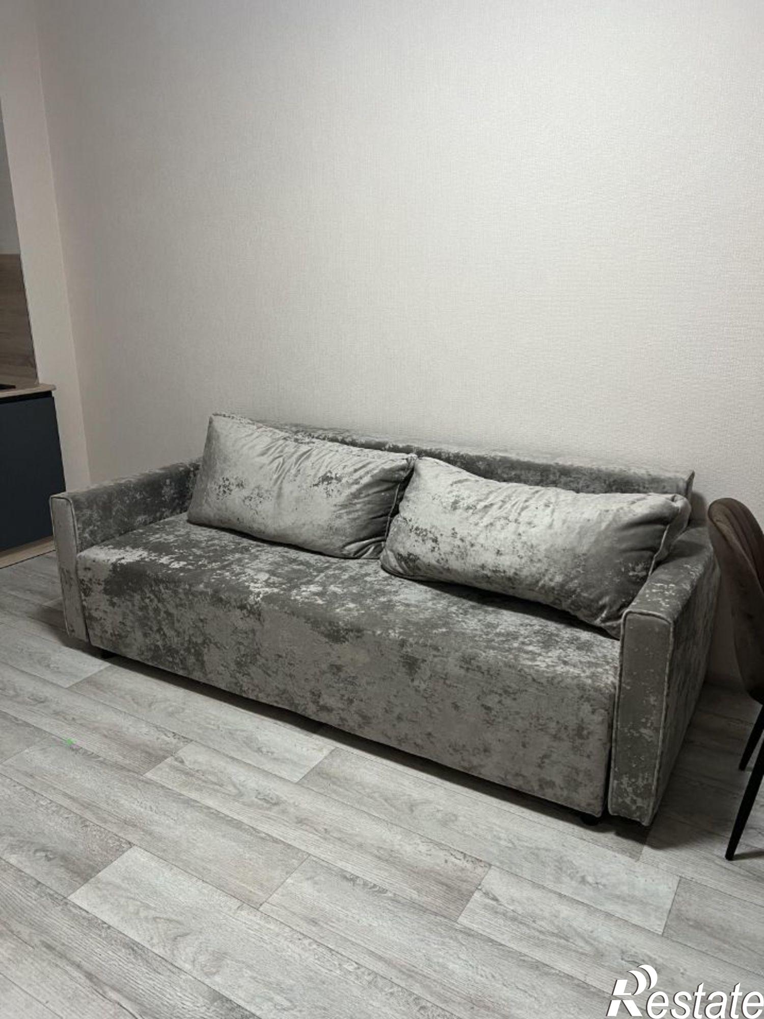 Сдать квартиру за 35 000 рублей на улица Героев Хасана, 93Б