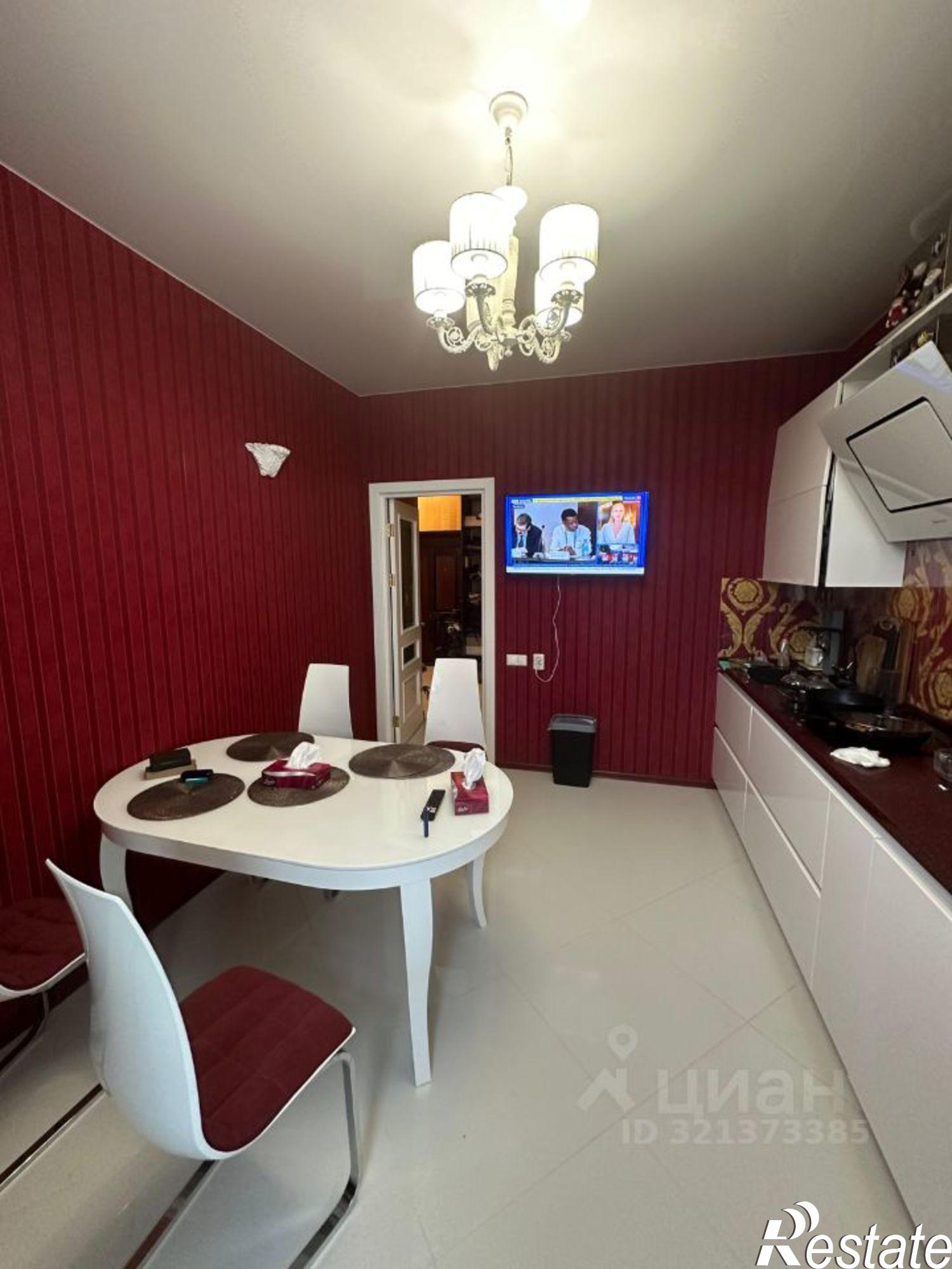 Сдать квартиру за 73 000 рублей на Советская улица, 3