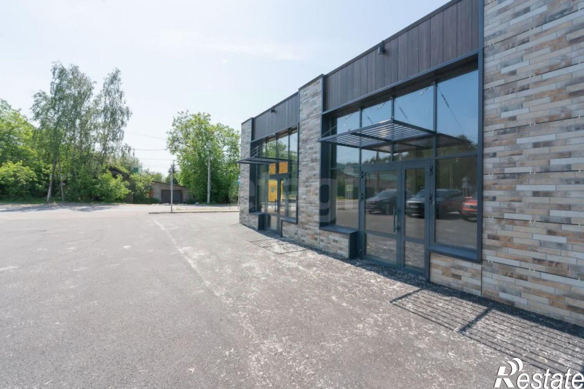 Сдать торговое помещение за 76 000 рублей на 1-я Красноборская улица, 35