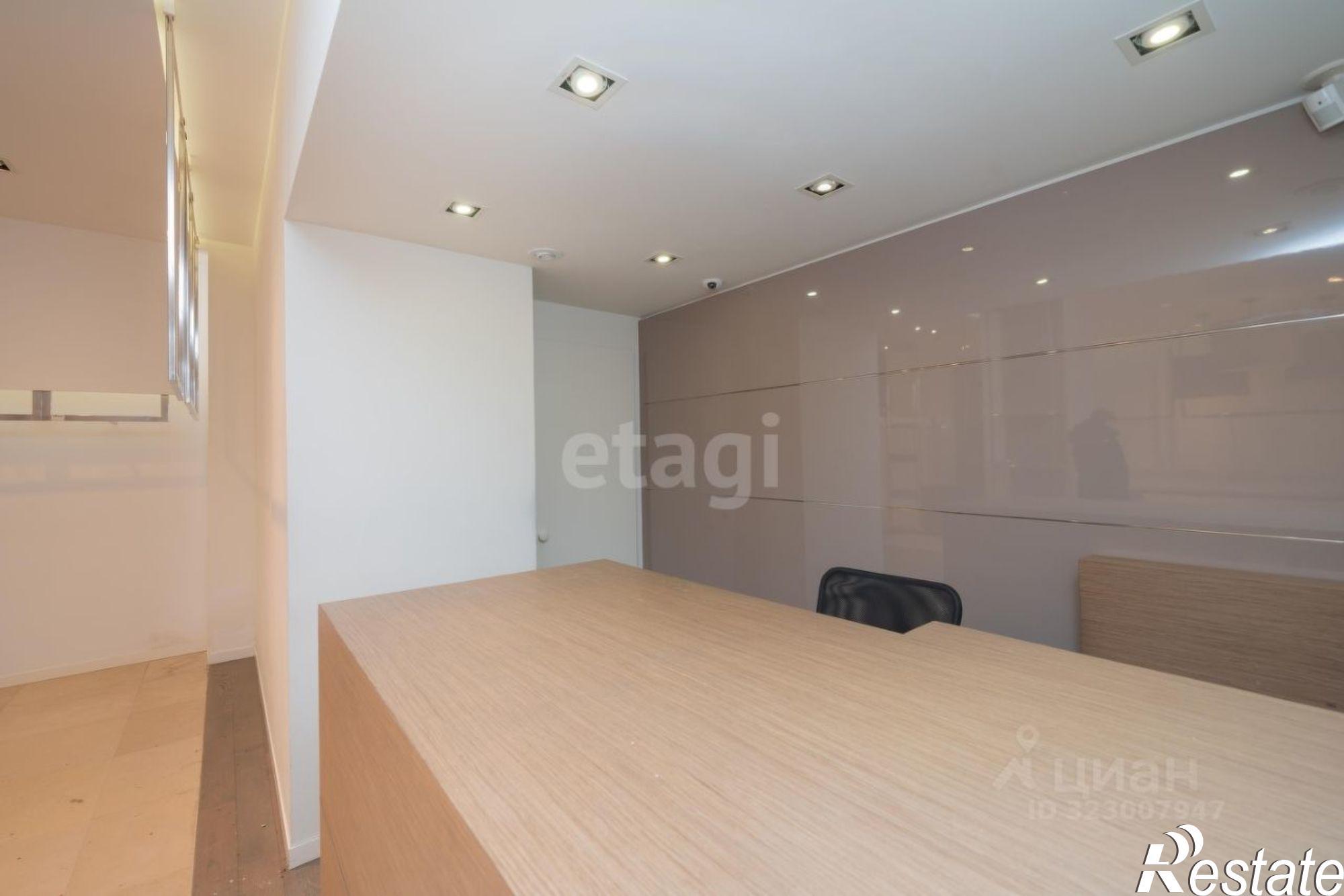 Сдать торговое помещение за 182 004 рублей на Сибирская улица, 7А