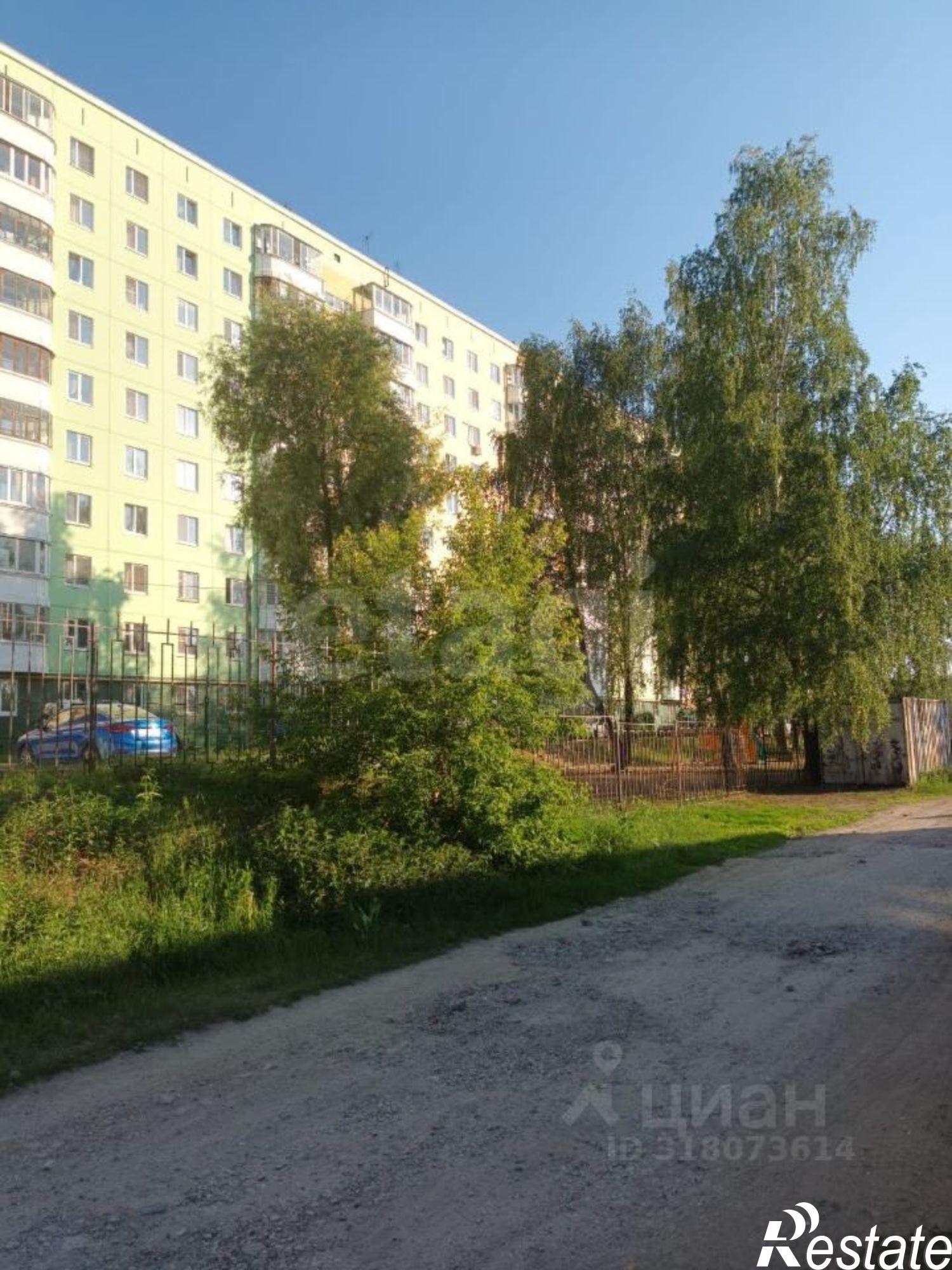 Сдать дачу, дом, коттедж за 150 000 рублей на 3-я Сокольская улица, 14