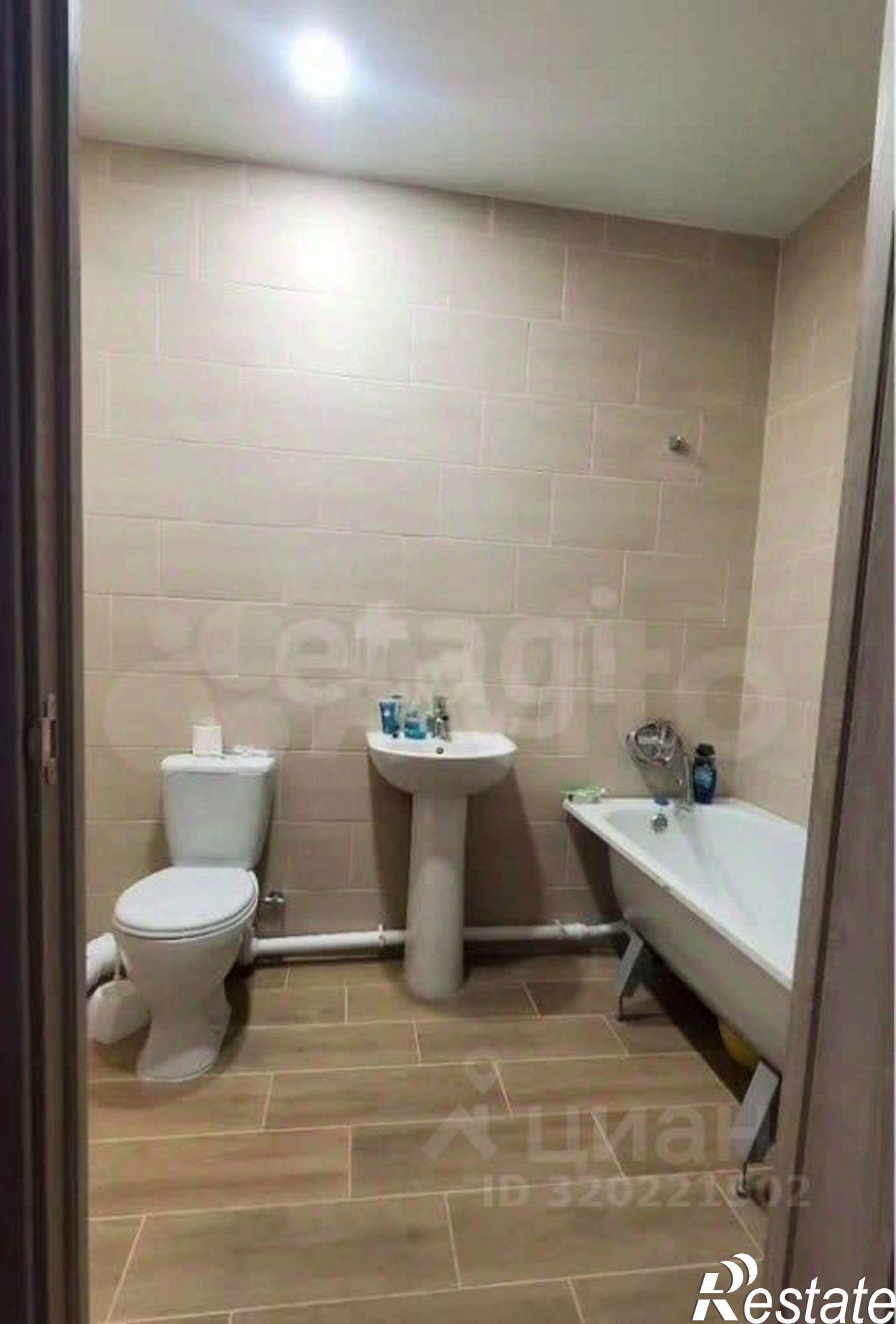 Сдать квартиру за 27 000 рублей на Серебристая улица, 16