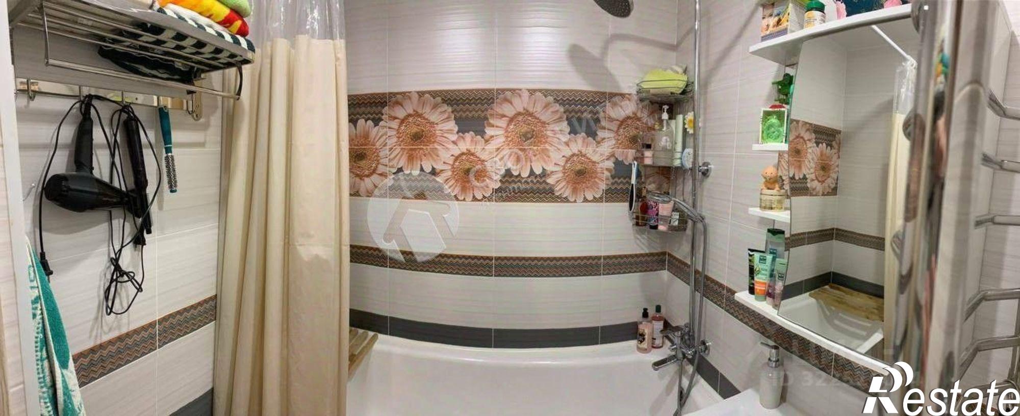 Купить квартиру за 4 290 000 рублей на улица Генерала Наумова, 19