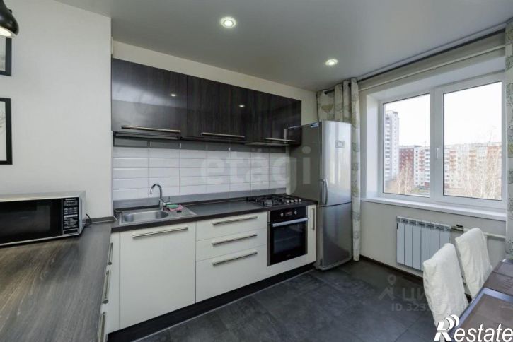 3-комн квартира улица Старцева, 5,  д. 5