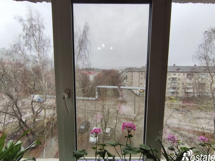 Комната улица Льва Шатрова, 1,  д. 1