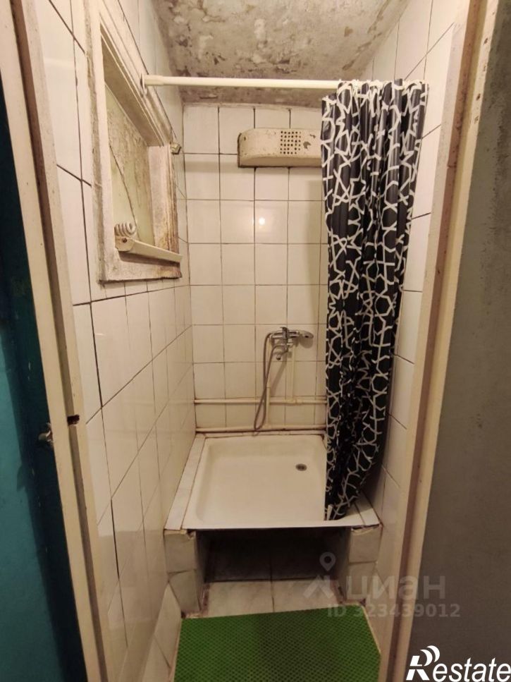 Комната улица Льва Шатрова, 1,  д. 1