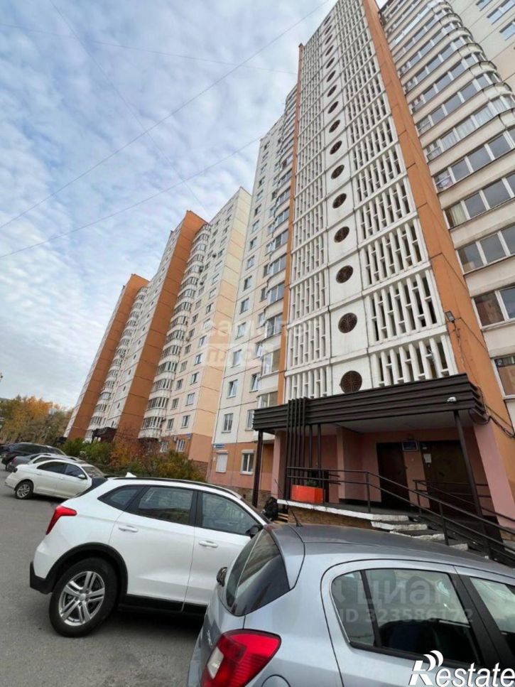 3-комн квартира Камчатовская улица, 20,  д. 20