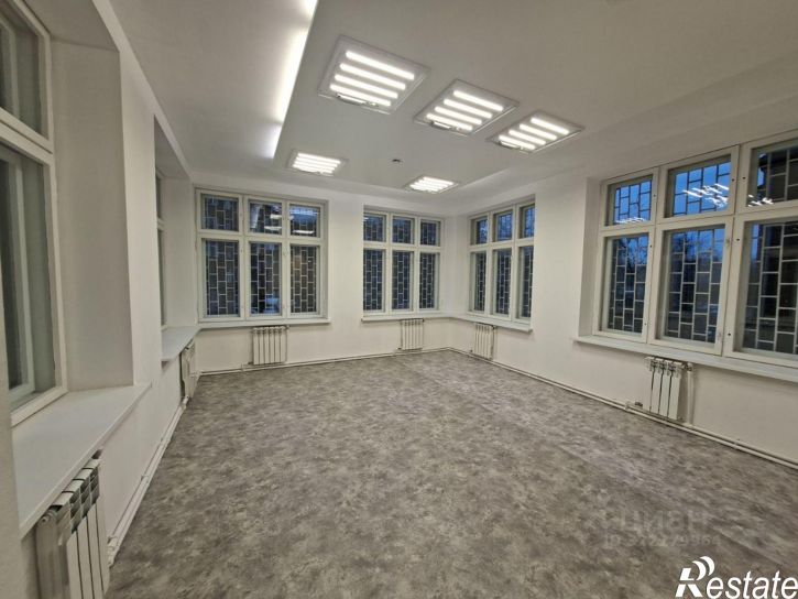 Помещение свободного назначения Комсомольский проспект