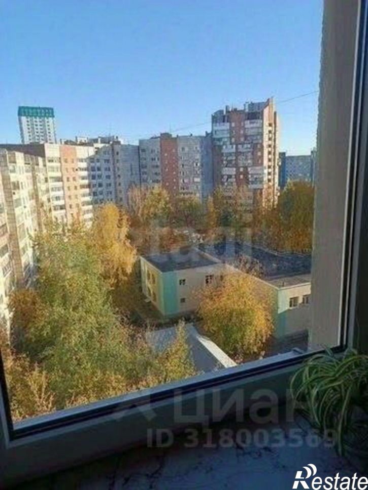 5-комн квартира улица Революции, 3/5,  д. 3/5