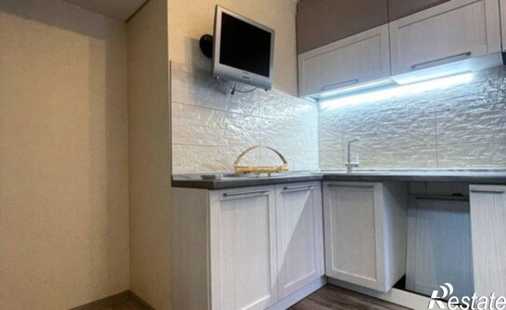 3-комн квартира улица Маршала Толбухина, 11,  д. 11