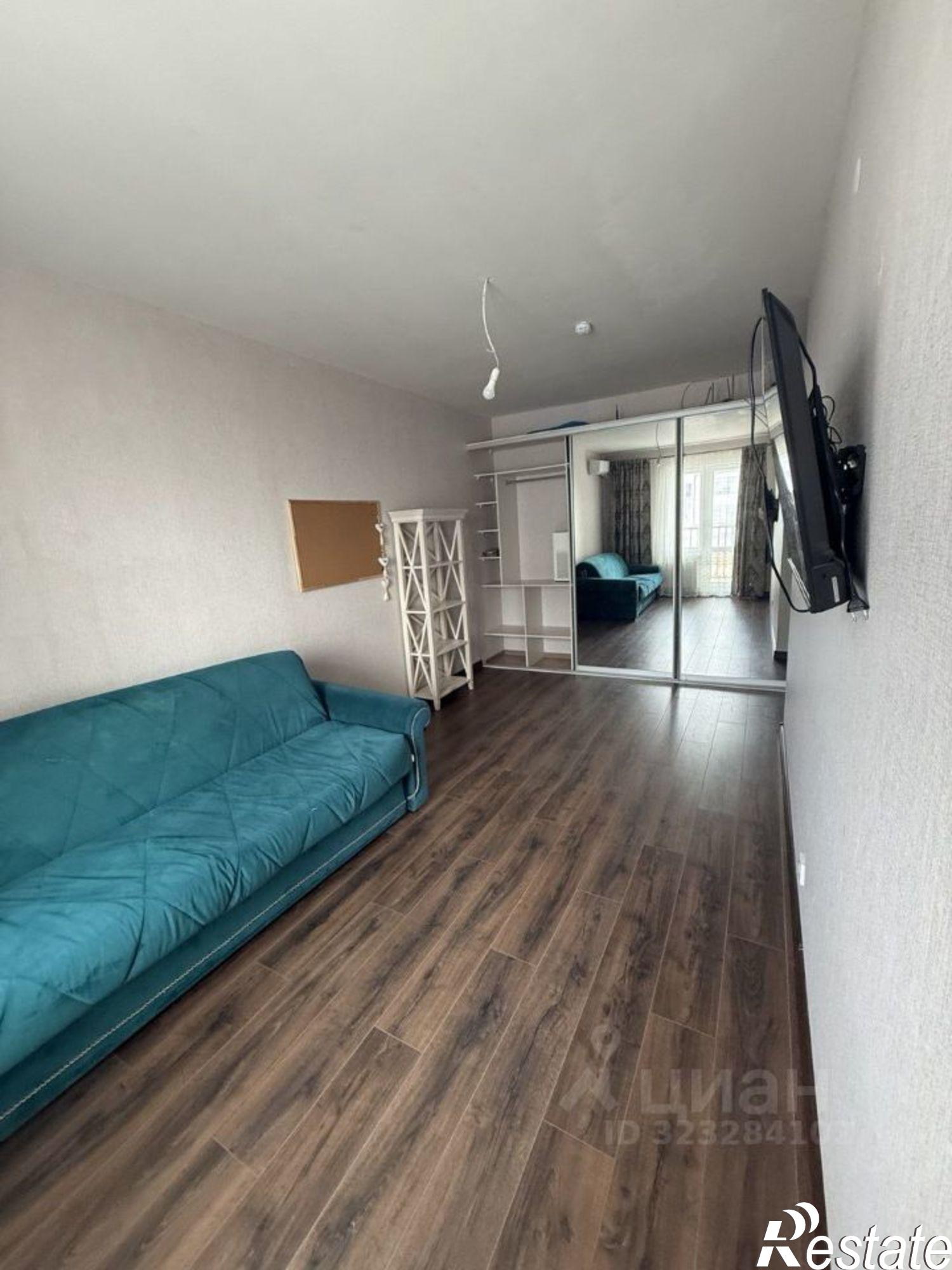 Сдать квартиру за 40 000 рублей на ул Василия Татищева, 8