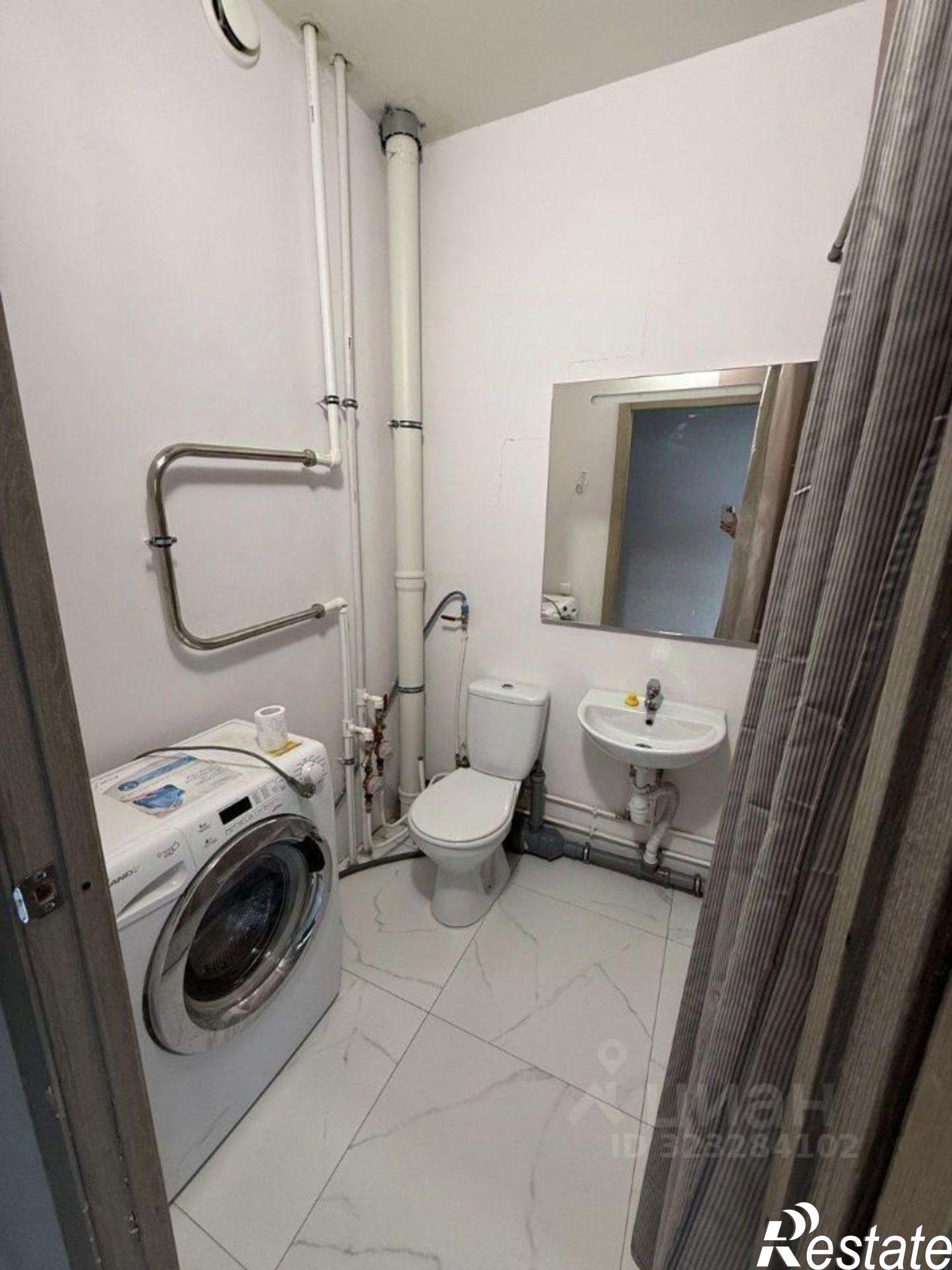 Сдать квартиру за 40 000 рублей на ул Василия Татищева, 8