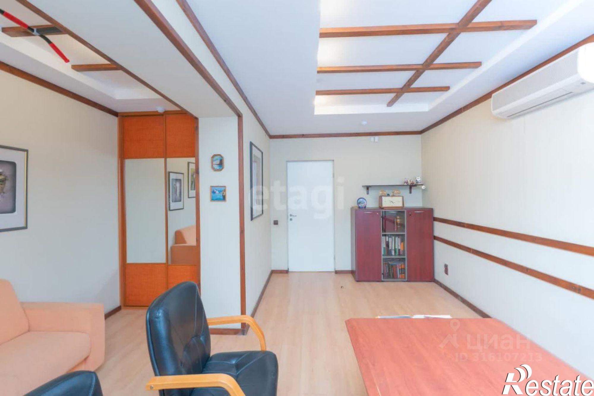 Купить офис, помещение под офис за 41 473 300 рублей на Стахановская улица, 4