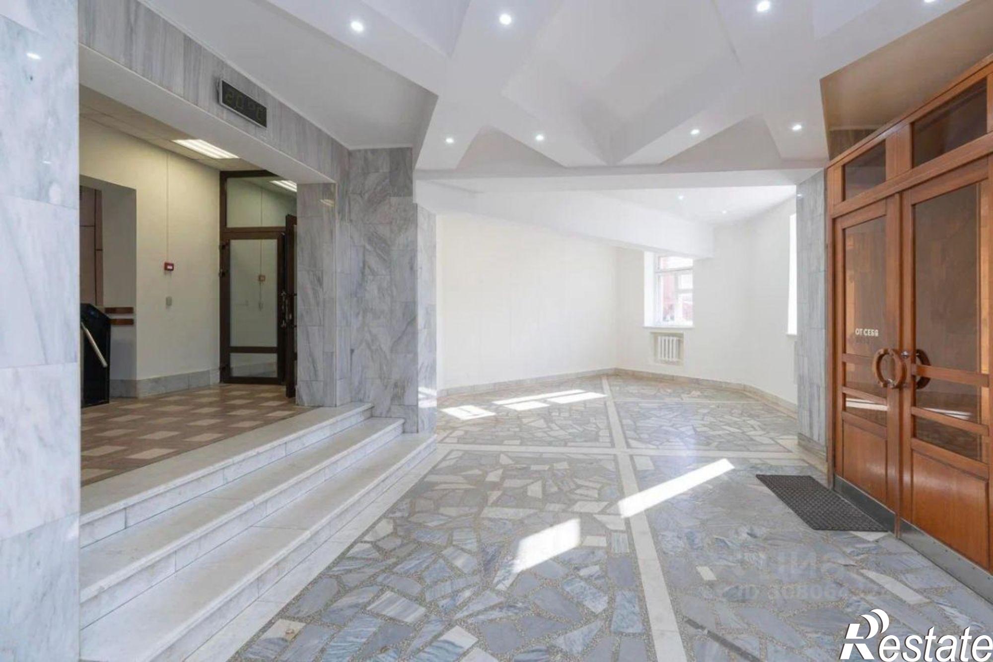 Купить помещение свободного назначения за 141 800 000 рублей на улица Куйбышева, 82