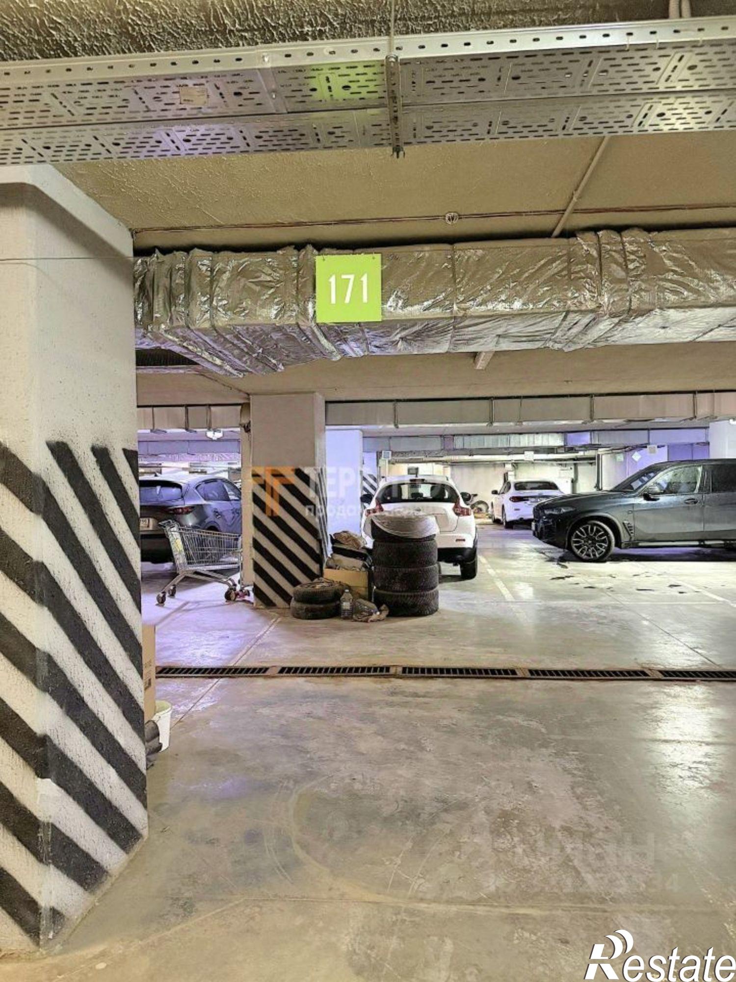 Купить гараж, место в паркинге за 1 350 010 рублей на ул Чернышевского, 15в