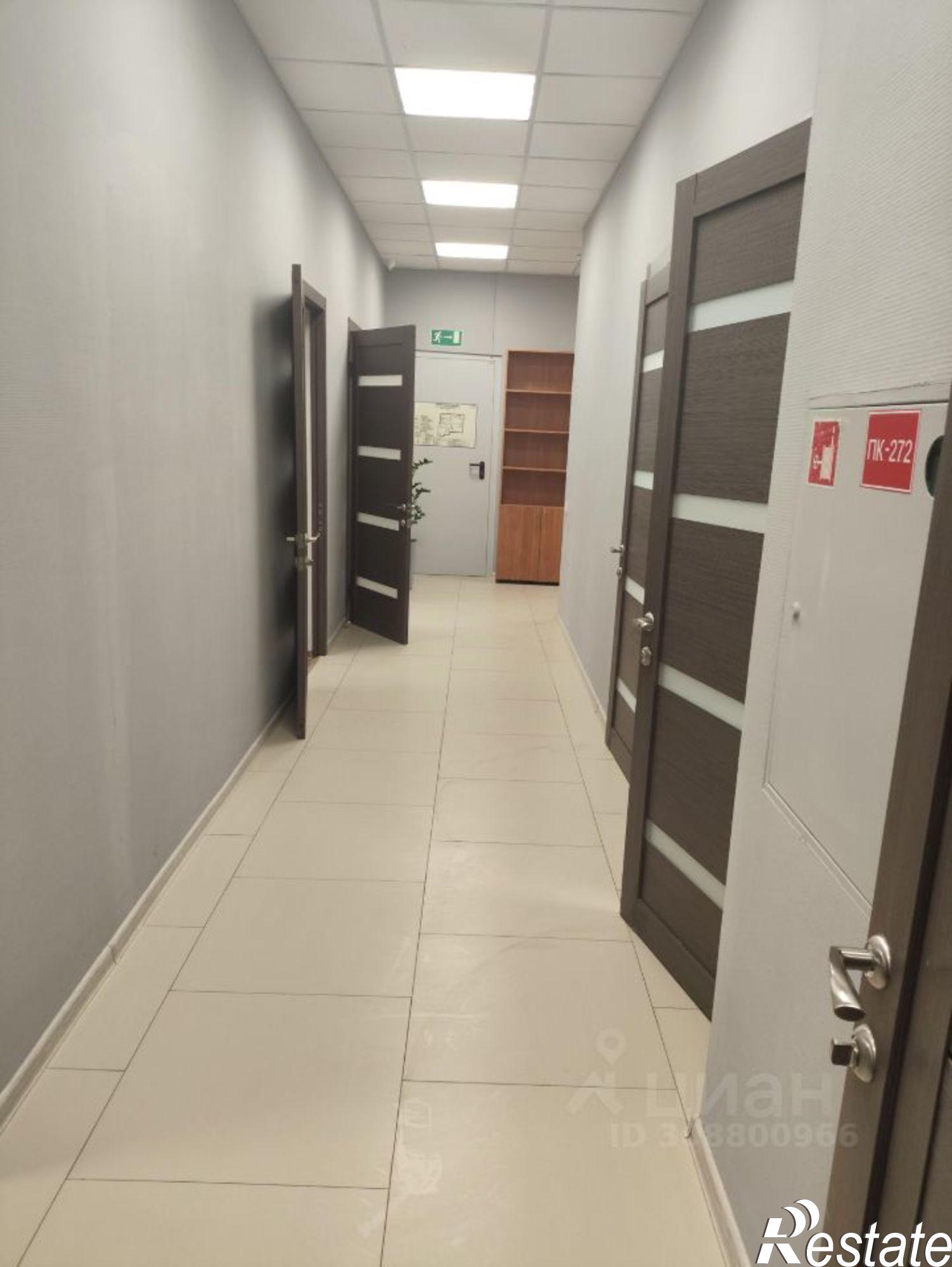 Купить офис, помещение под офис за 28 000 100 рублей на Подлесная улица, 43А