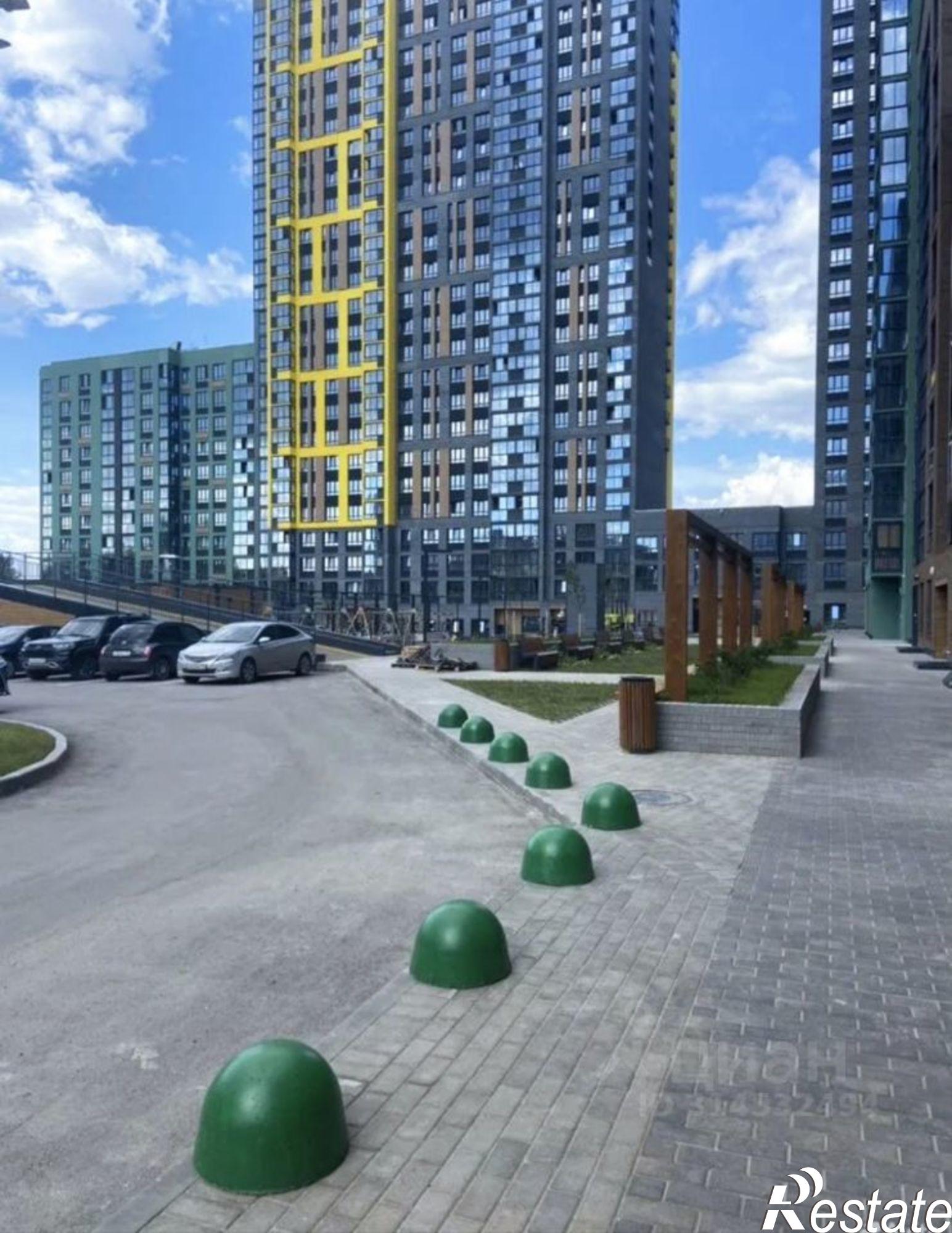 Сдать квартиру за 35 000 рублей на улица Карпинского, 50