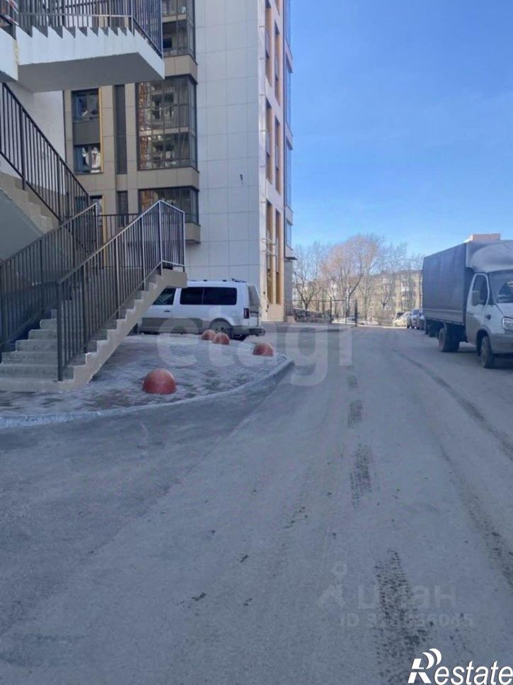 Гараж/парковка улица Космонавта Леонова, 41,  д. 41