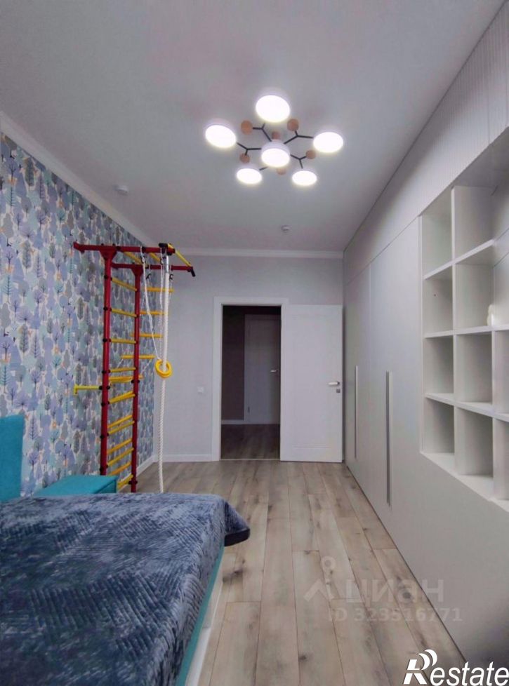 3-комн квартира ул Революции, 52в,  д. 52в