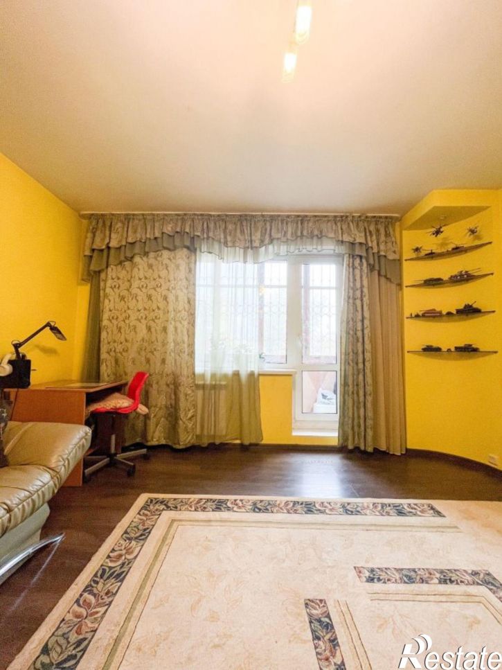 4-комн квартира Подлесная улица, 7,  д. 7