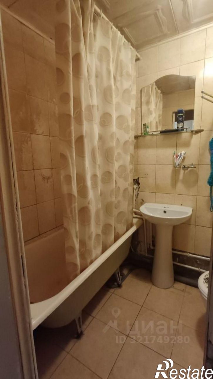 2-комн квартира улица Моторостроителей, 11,  д. 11